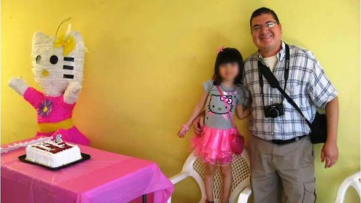 Hija de Tony Flores